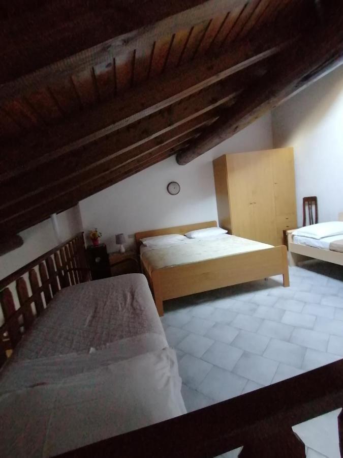 Casa Vacanze 'La Piazza' Villa Zone Exterior foto
