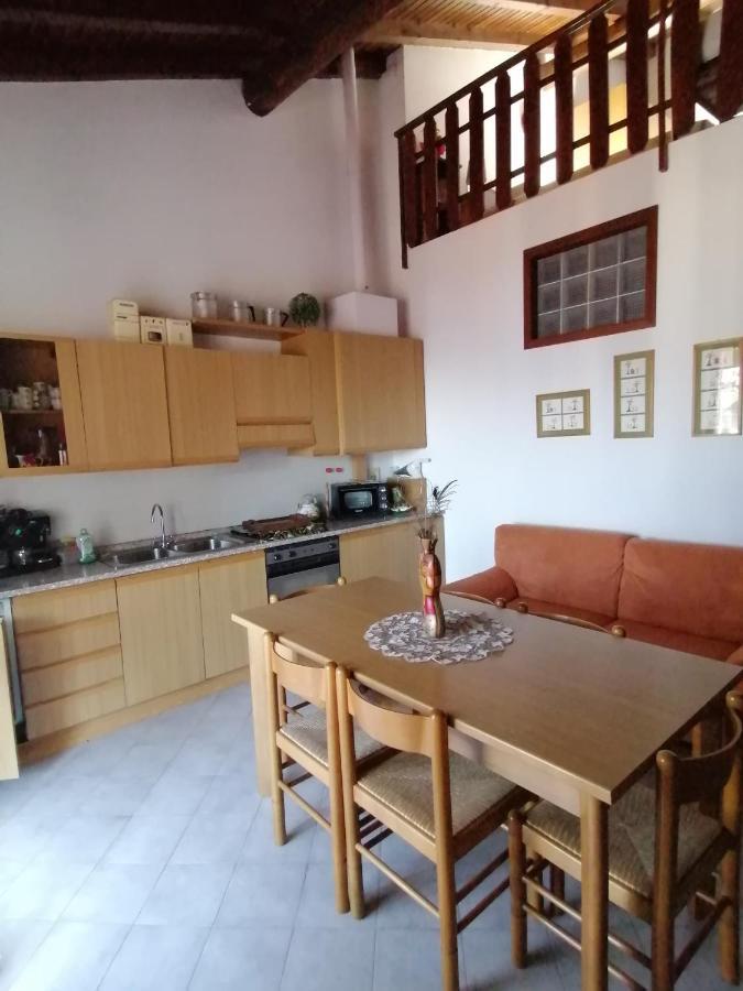 Casa Vacanze 'La Piazza' Villa Zone Exterior foto