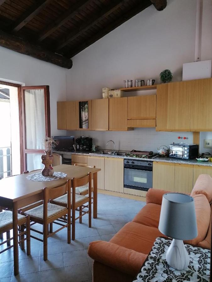 Casa Vacanze 'La Piazza' Villa Zone Exterior foto