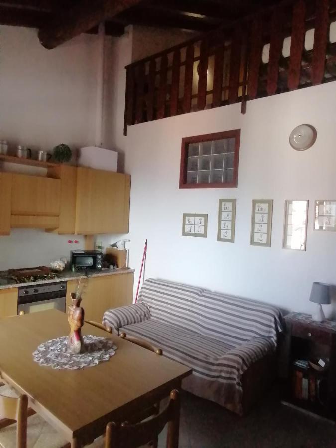 Casa Vacanze 'La Piazza' Villa Zone Exterior foto