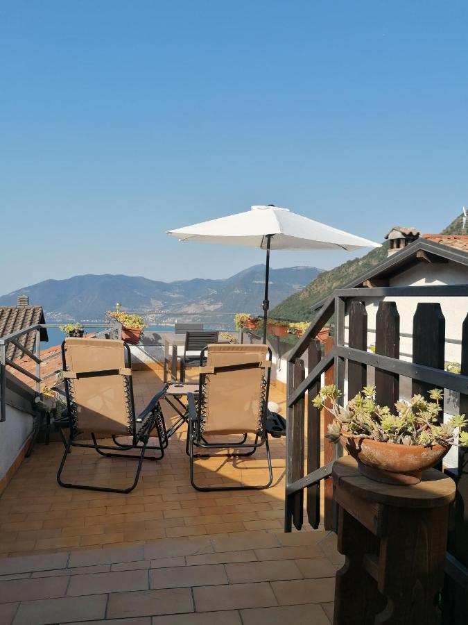 Casa Vacanze 'La Piazza' Villa Zone Exterior foto