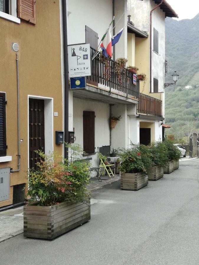 Casa Vacanze 'La Piazza' Villa Zone Exterior foto