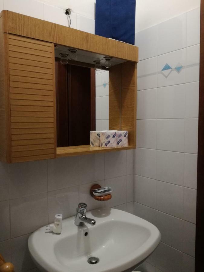 Casa Vacanze 'La Piazza' Villa Zone Exterior foto